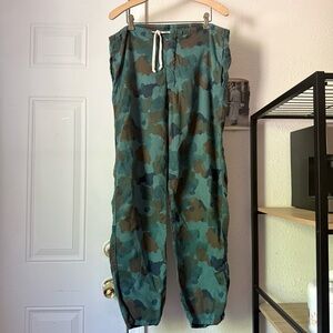 IMOGENE + WILLIE green camo cotton linen lyocell straight leg pants